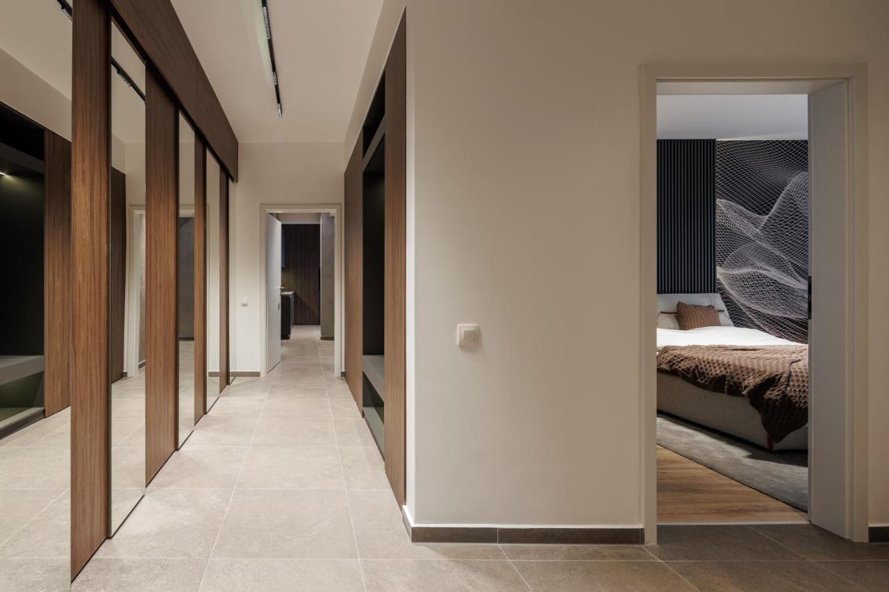 Mandala Designer With Free Private Parking, Near Mall Coresi Braşov