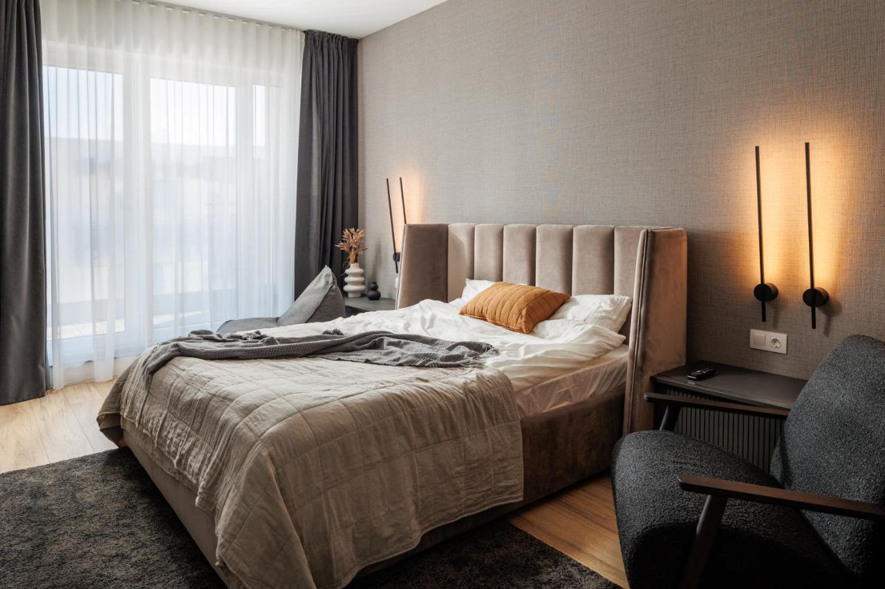 Apartamento Mandala Designer With Free Private Parking, Near Mall Coresi